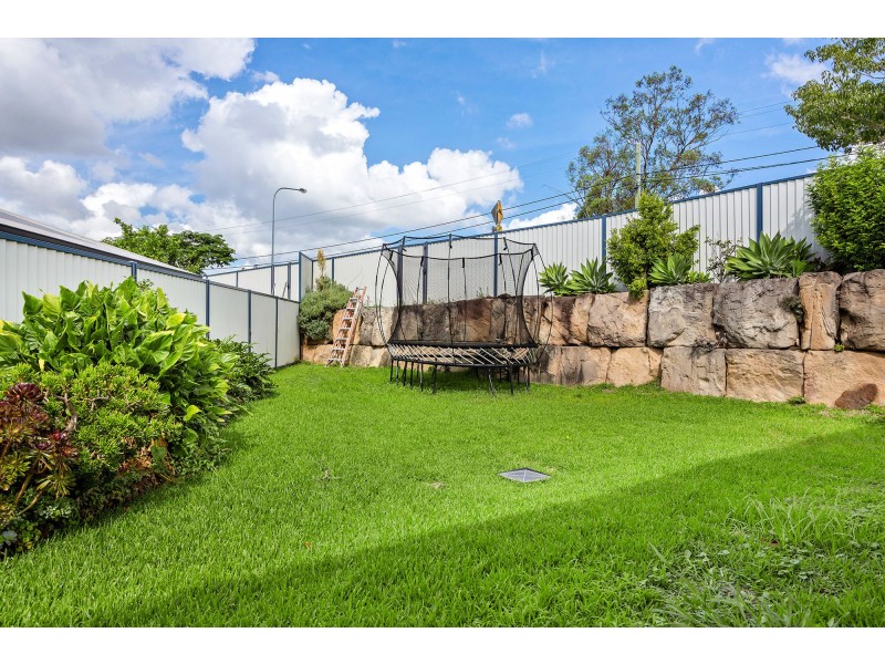 13 Georges Court, Everton Hills QLD 4053