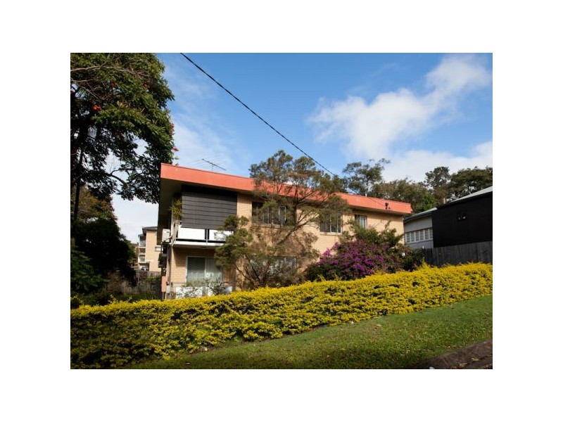 2/42 Garden Terrace, Newmarket QLD 4051