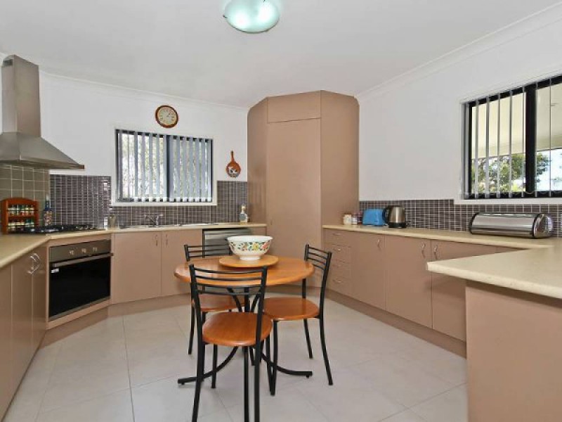 4 Pinehurst Court, Karana Downs QLD 4306
