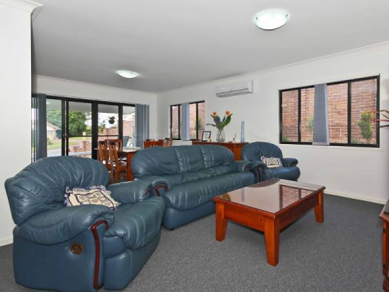 4 Pinehurst Court, Karana Downs QLD 4306