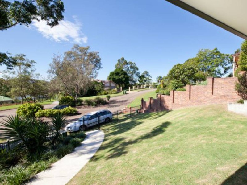 4 Pinehurst Court, Karana Downs QLD 4306