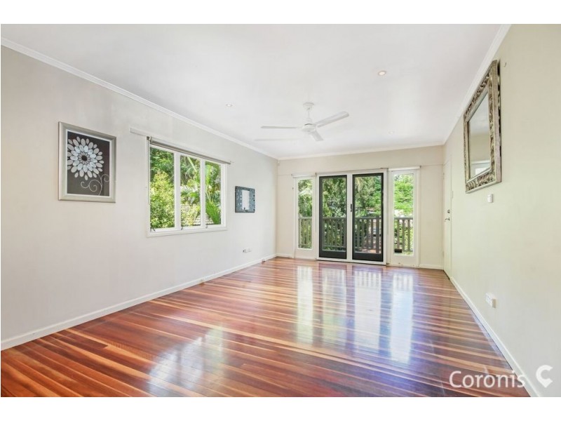 25 Dobell St, Indooroopilly QLD 4068