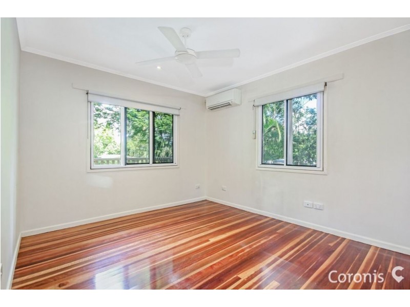 25 Dobell St, Indooroopilly QLD 4068