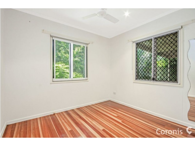 25 Dobell St, Indooroopilly QLD 4068
