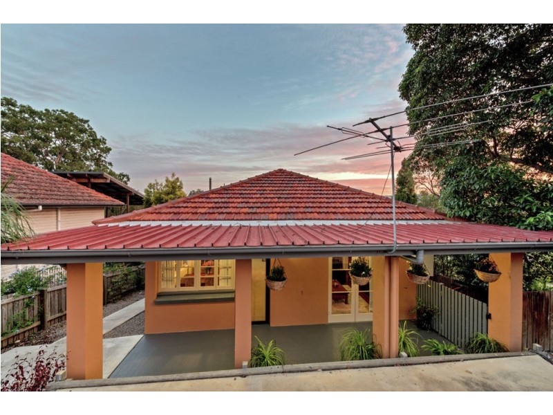 310 Banks Street, Ashgrove QLD 4060