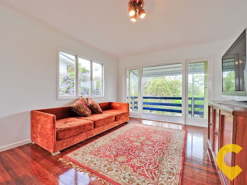 8 Gordon Road, Ferny Hills QLD 4055