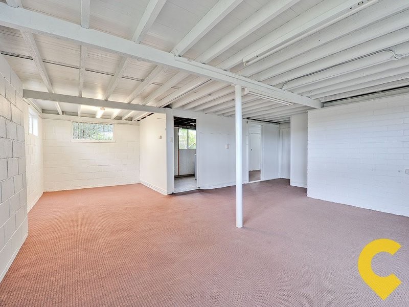 8 Gordon Road, Ferny Hills QLD 4055