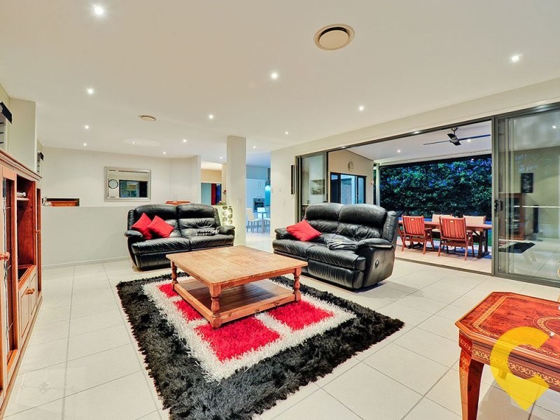 103 Edmondstone Street, Newmarket QLD 4051