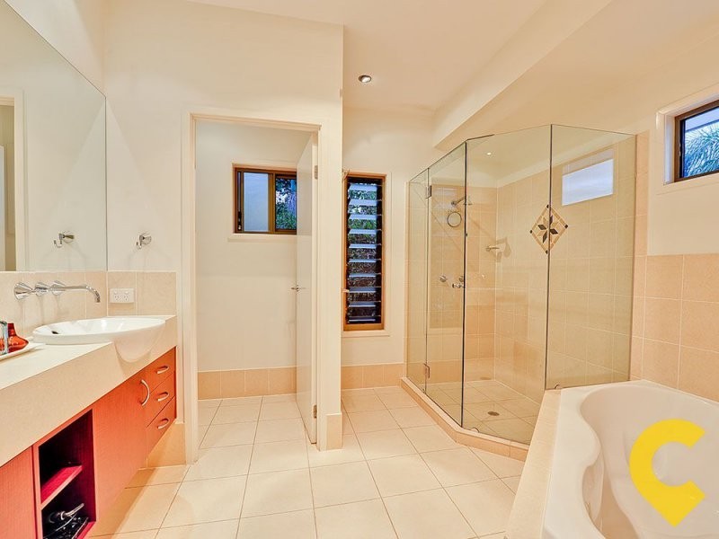 103 Edmondstone Street, Newmarket QLD 4051