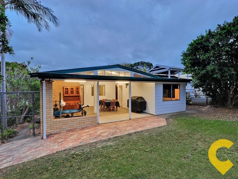 10 Minto Crescent, Arana Hills QLD 4054