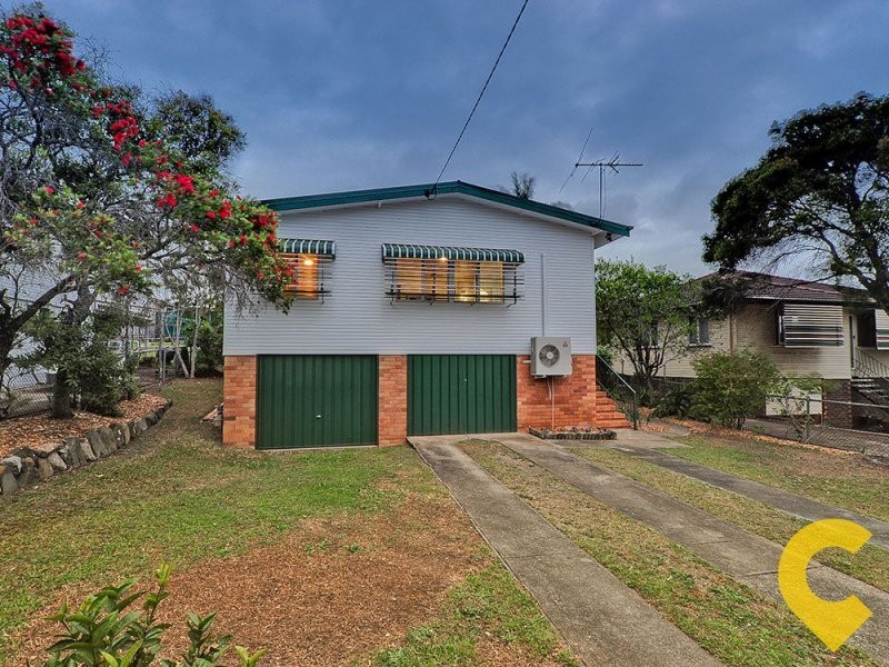 10 Minto Crescent, Arana Hills QLD 4054