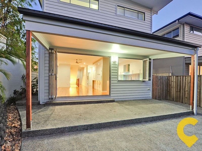 76 Crosby Road, Albion QLD 4010