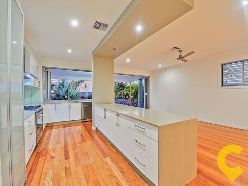 76 Crosby Road, Albion QLD 4010
