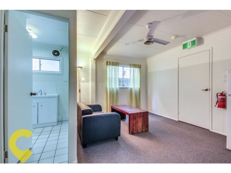 7 Swan Terrace, Windsor QLD 4030