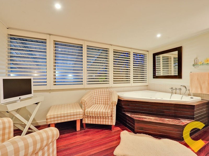 81 Wagner Road, Clayfield QLD 4011