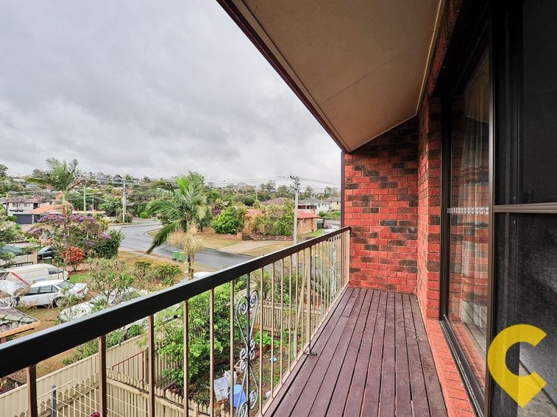 2/137 Olearia Street, Everton Hills QLD 4053