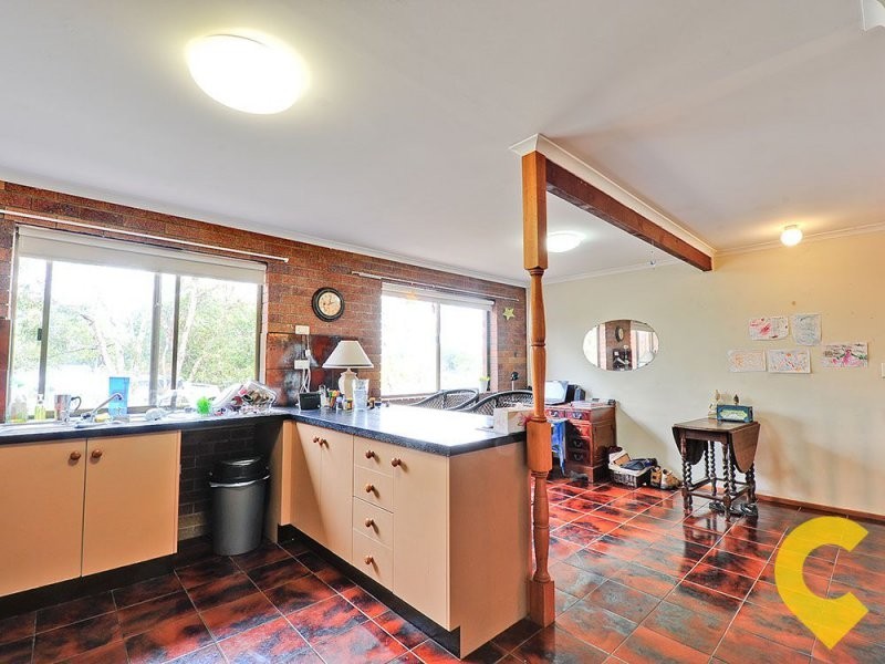 2/137 Olearia Street, Everton Hills QLD 4053