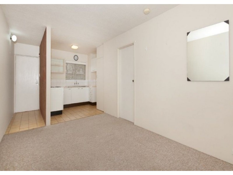 9/179 Kennigo Street, Spring Hill QLD 4000