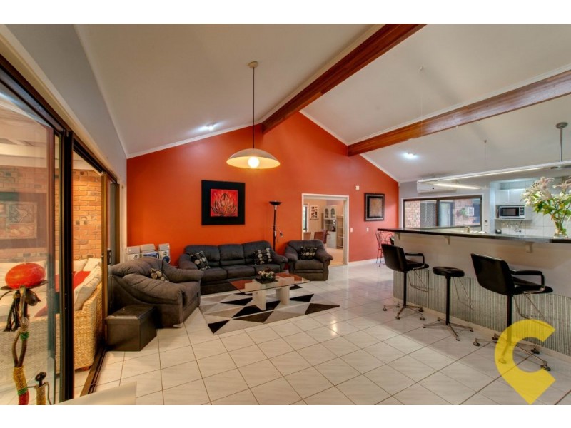 5 Lamorna Court, Ferny Hills QLD 4055