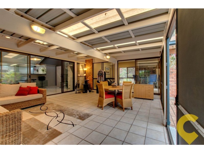 5 Lamorna Court, Ferny Hills QLD 4055