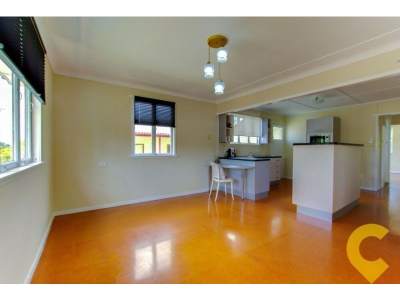 21 Yanderra Avenue, Arana Hills QLD 4054