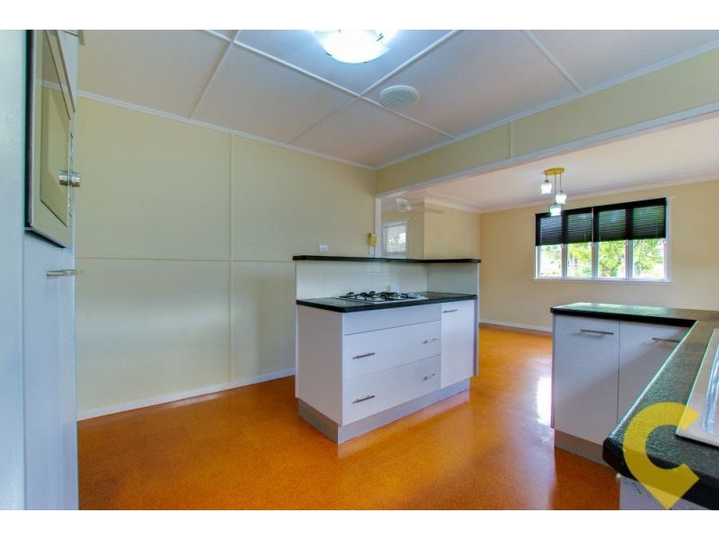 21 Yanderra Avenue, Arana Hills QLD 4054