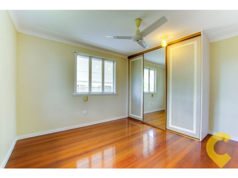 21 Yanderra Avenue, Arana Hills QLD 4054