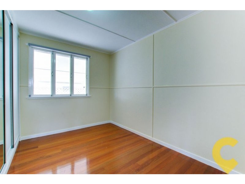 21 Yanderra Avenue, Arana Hills QLD 4054