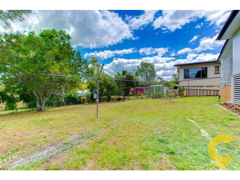 21 Yanderra Avenue, Arana Hills QLD 4054
