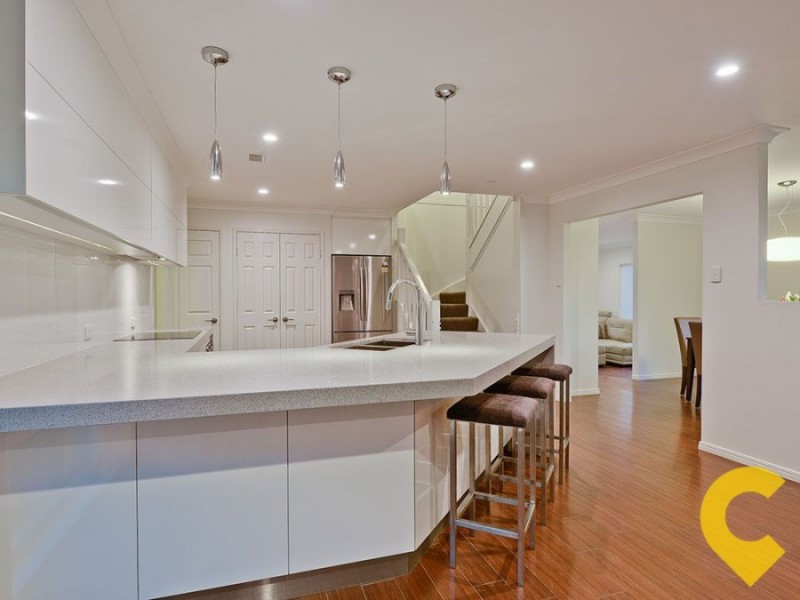 3 Myrtle Place, Albany Creek QLD 4035