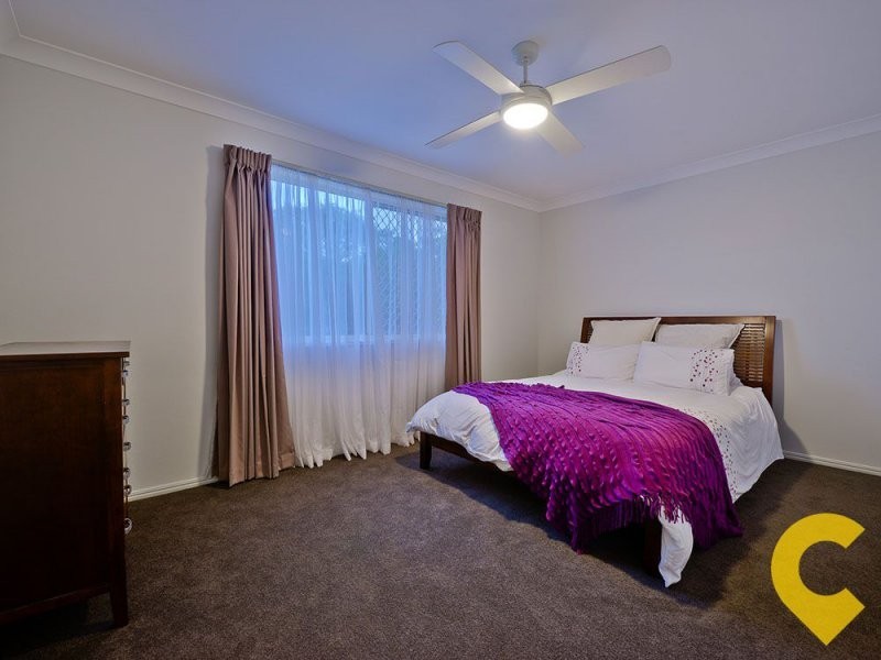 3 Myrtle Place, Albany Creek QLD 4035