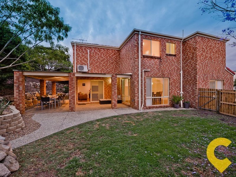 3 Myrtle Place, Albany Creek QLD 4035