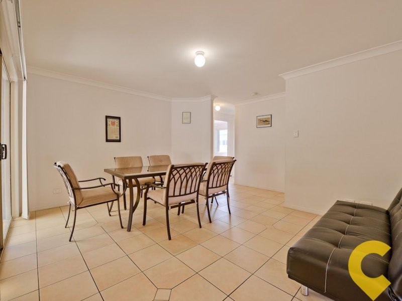 5 Warrigal Place, Arana Hills QLD 4054