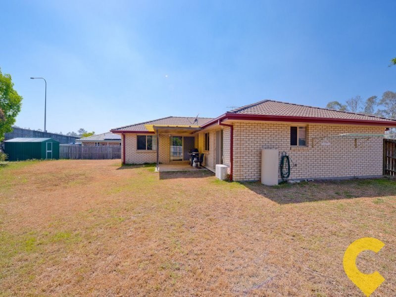 5 Warrigal Place, Arana Hills QLD 4054