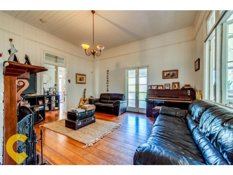 2 Ardoyne Road, Corinda QLD 4075