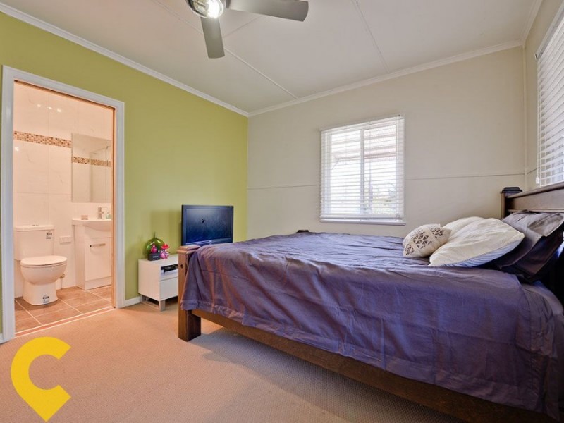 734 Hamilton Road, Chermside West QLD 4032