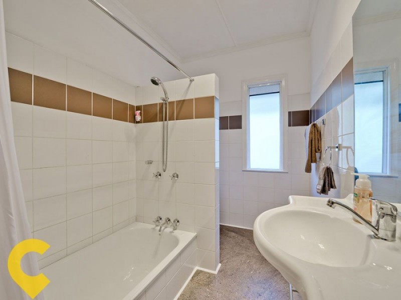 734 Hamilton Road, Chermside West QLD 4032