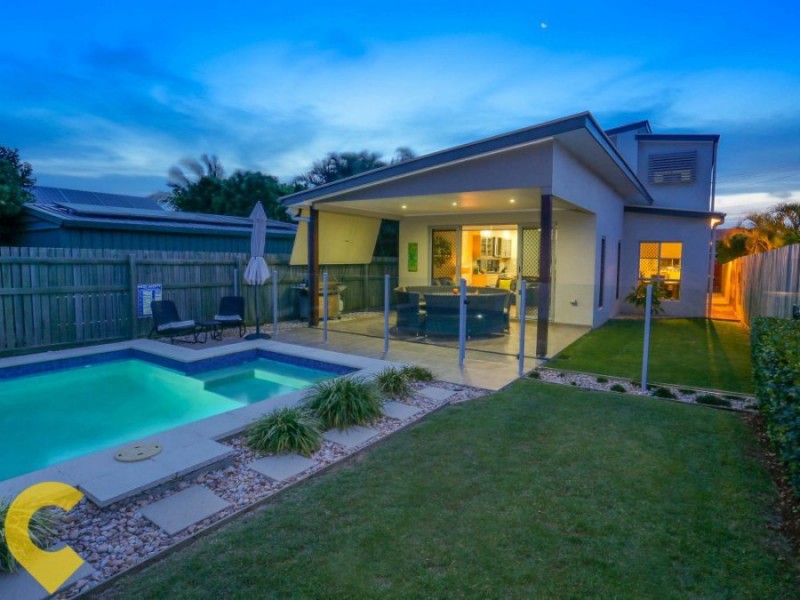 6C Hawthorne Street, Woody Point QLD 4019