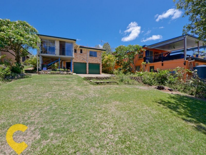 305 Kitchener Road, Stafford Heights QLD 4053