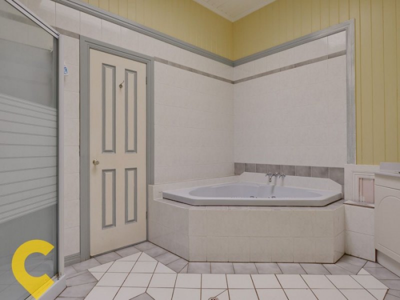 8 Quarry Road, Alderley QLD 4051