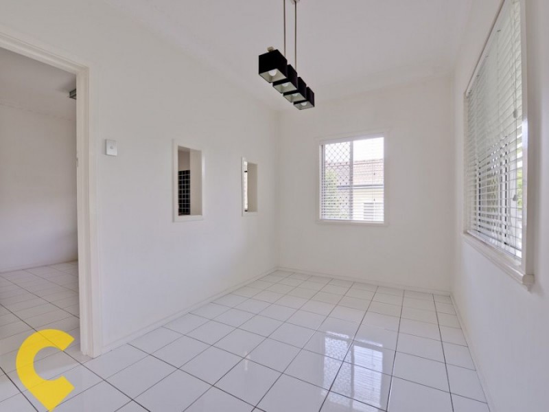 170 Macrossan Ave, Norman Park QLD 4170