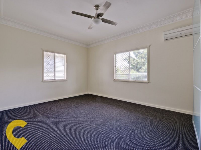 170 Macrossan Ave, Norman Park QLD 4170