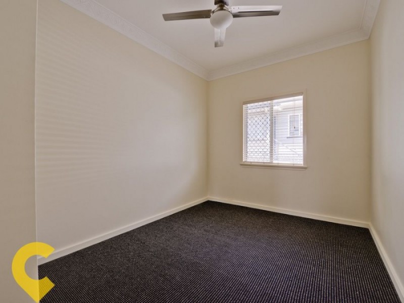 170 Macrossan Ave, Norman Park QLD 4170