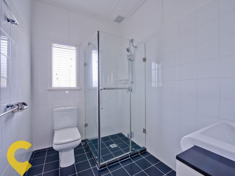 170 Macrossan Ave, Norman Park QLD 4170