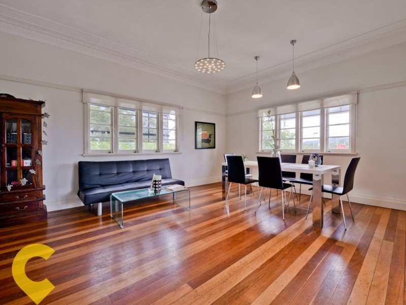 1 Almay Street, Kenmore QLD 4069