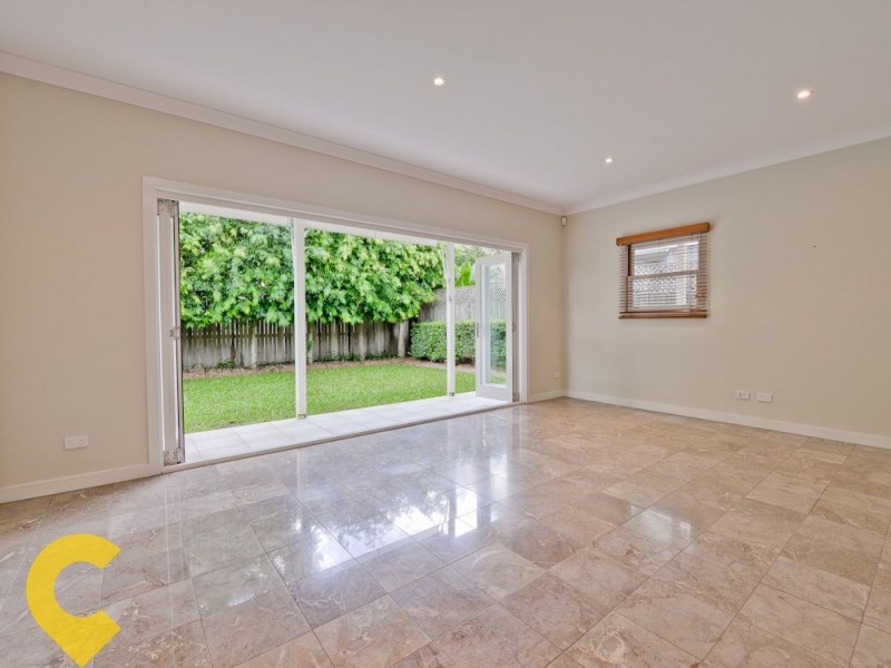 122 Park Road, Wooloowin QLD 4030