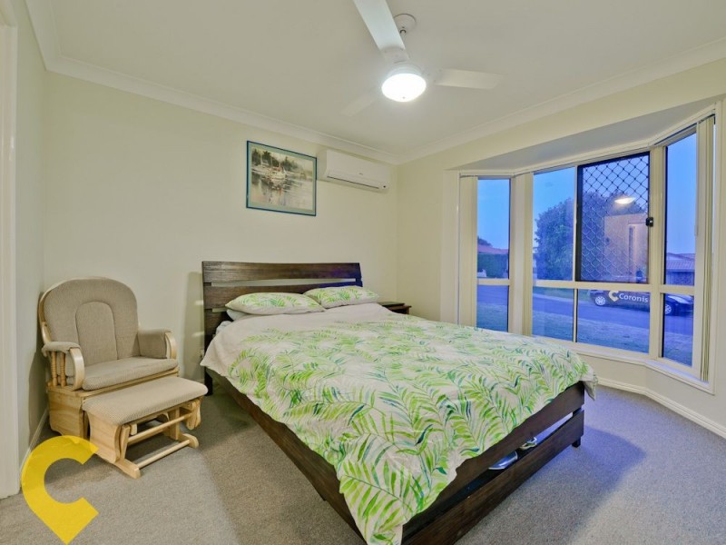 8 Glider Close, Doolandella QLD 4077