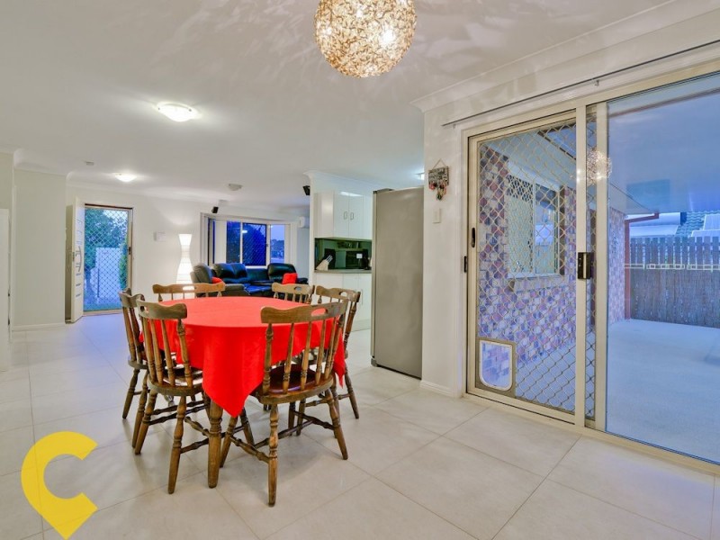 8 Glider Close, Doolandella QLD 4077