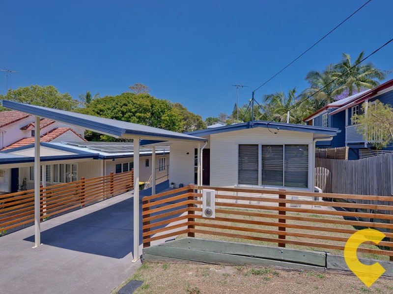 17 Iris Street, Holland Park West QLD 4121