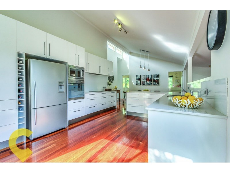 7 Donegal Place, The Gap QLD 4061